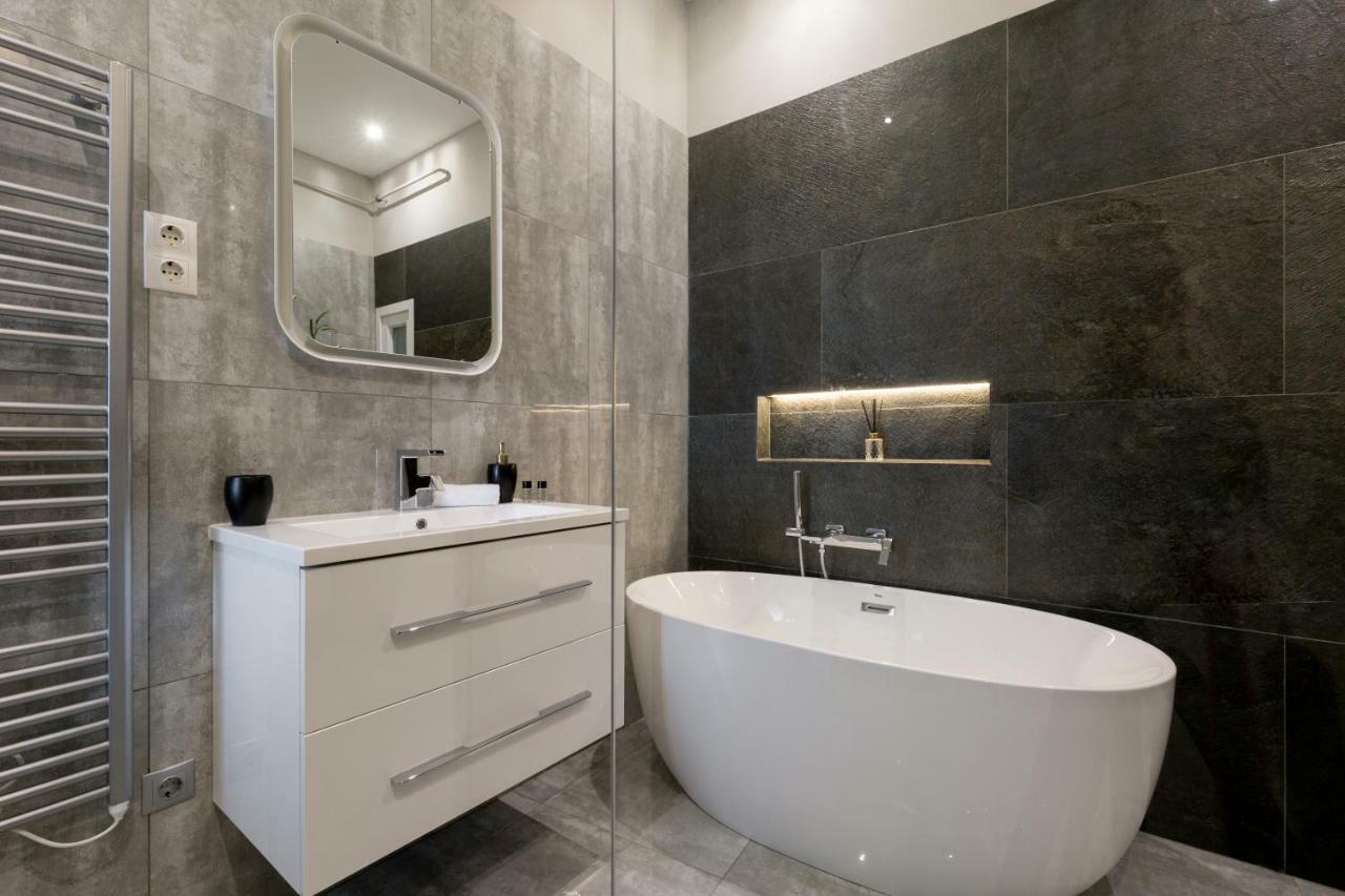 Grand Designer Dream In The Center W 3br/3bath Lejlighed *