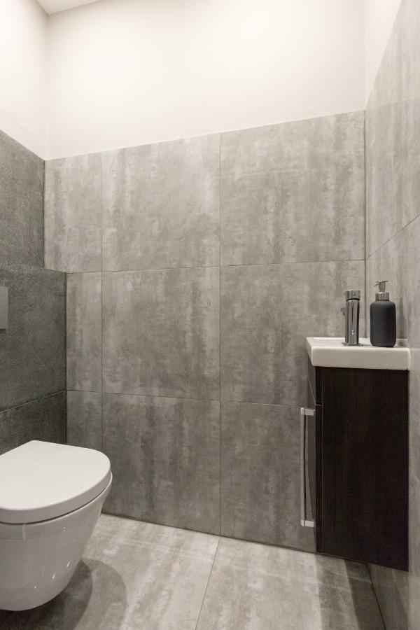 Grand Designer Dream In The Center W 3br/3bath Apartamento
